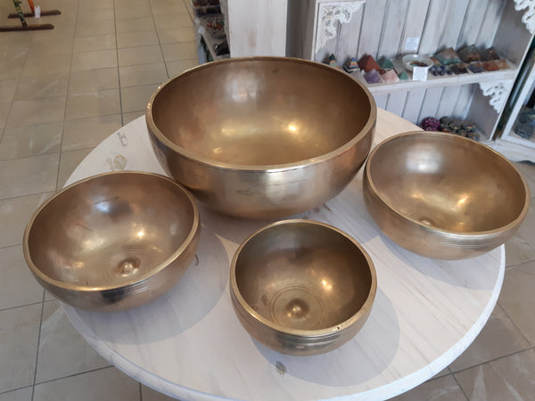 Lingam Singing Bowls