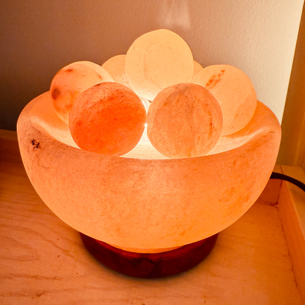 Himalayan Salt Lamp with Massage Balls