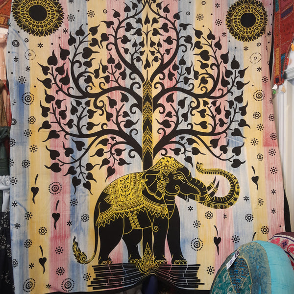 Elephant with Tree Wall Covering-multicoloured
