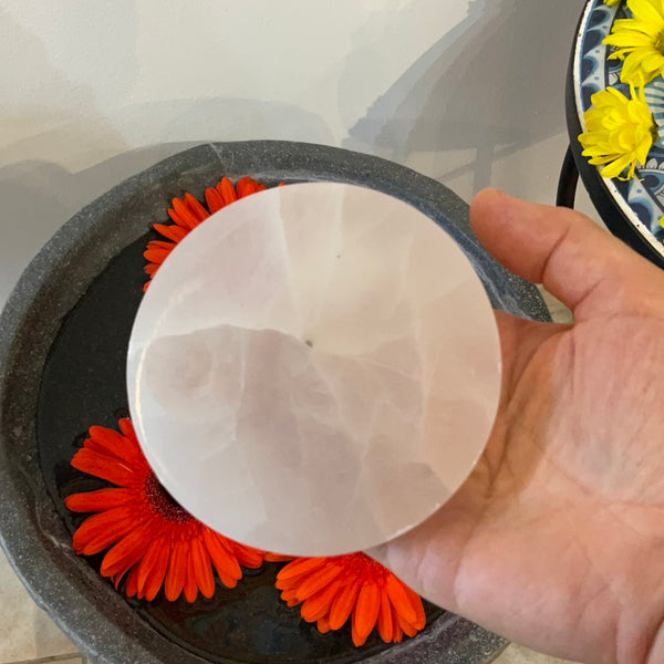 Selenite Circular Charging Plate